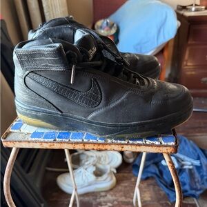 Nike Black Textured High-Top Sneakers